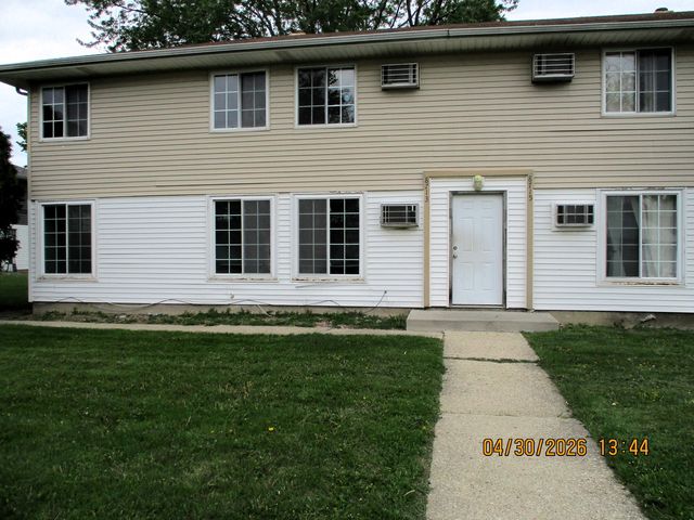 8713 S Keeler Avenue 1, Hometown, IL 60456