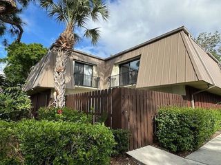 304 Miramar Lane C4, Palm Beach Gardens, FL 33410