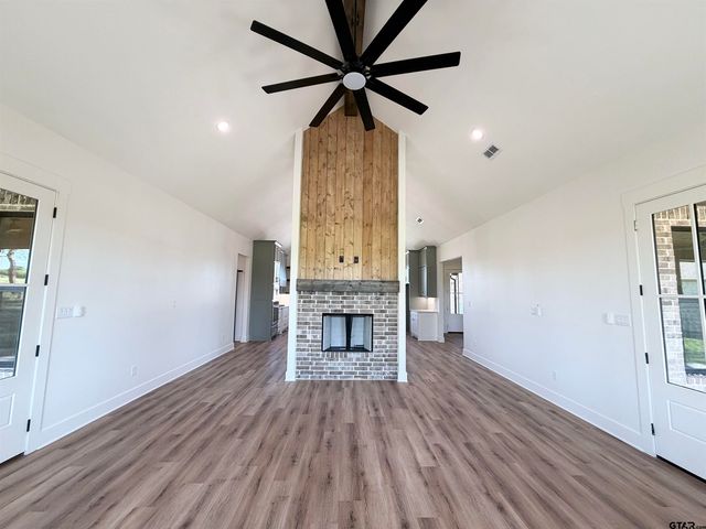 324 Heritage Way, Bullard, TX 75757