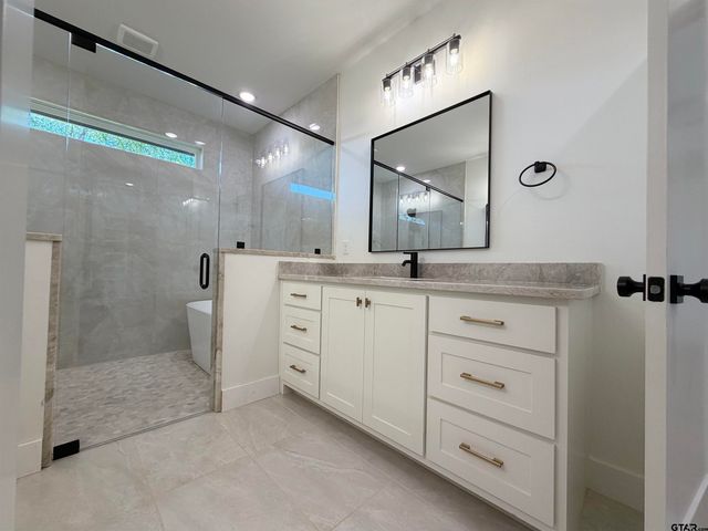 324 Heritage Way, Bullard, TX 75757