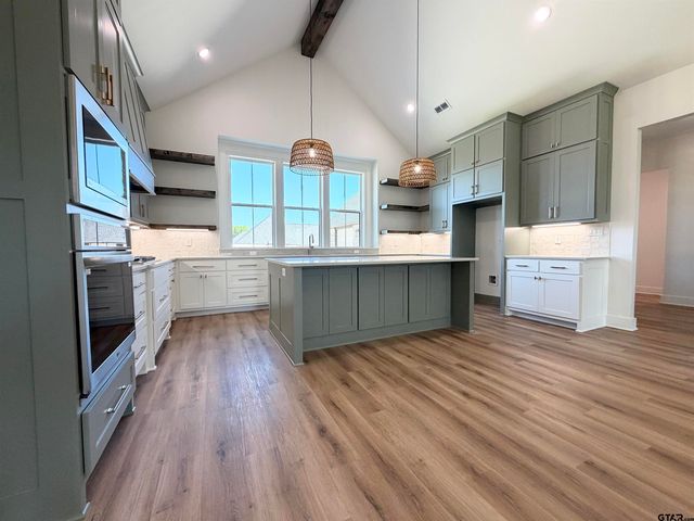 324 Heritage Way, Bullard, TX 75757