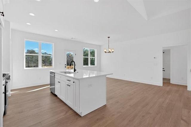 16 Mountain Chase Road, Rome, GA 30165