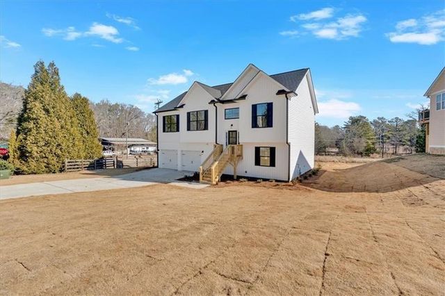 16 Mountain Chase Road, Rome, GA 30165