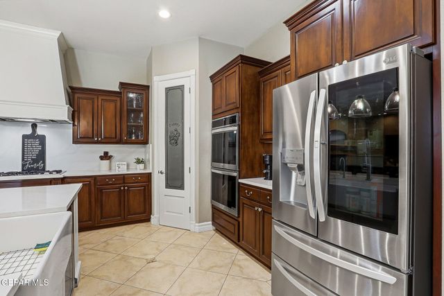 6038 LAGUNA VISTA Drive, El Paso, TX 79932