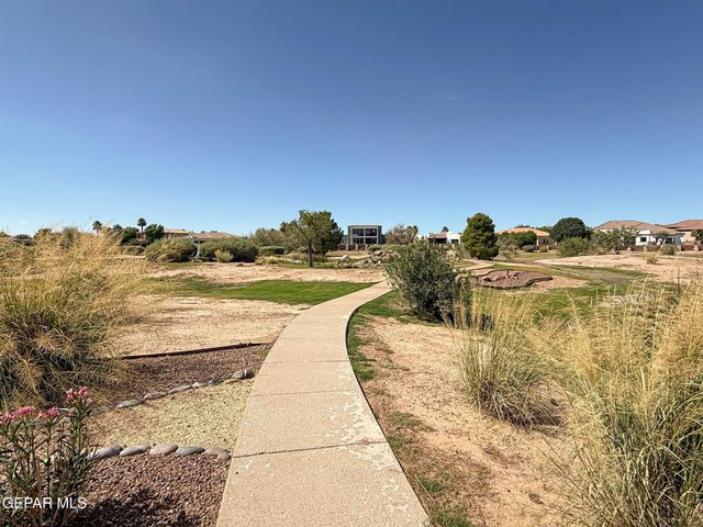 6038 LAGUNA VISTA Drive, El Paso, TX 79932