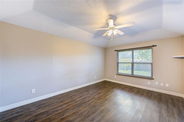 1210 Lynn Lane, Humble, TX 77338