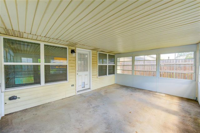 1210 Lynn Lane, Humble, TX 77338