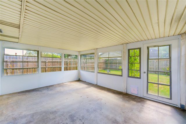 1210 Lynn Lane, Humble, TX 77338