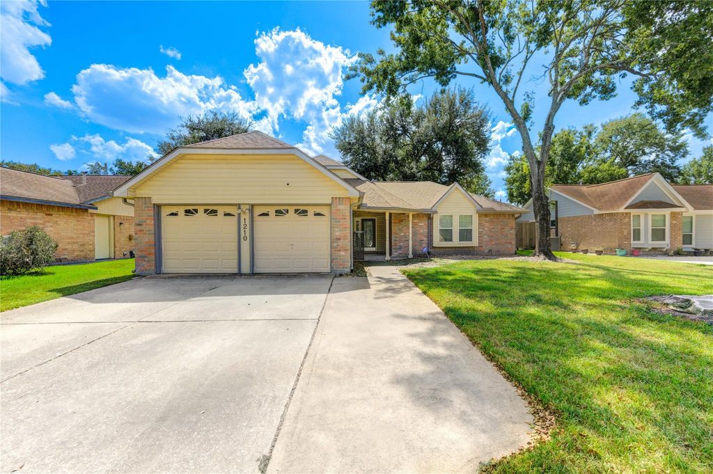 1210 Lynn Lane, Humble, TX 77338