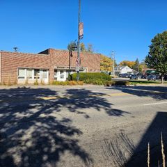 909 E 31st Street, La Grange Park, IL 60526