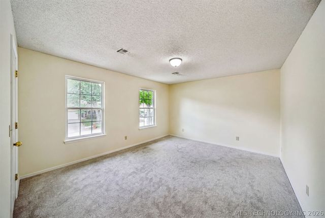 4929 S Poplar Avenue, Broken Arrow, OK 74011