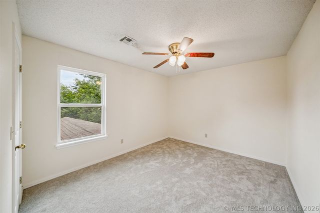 4929 S Poplar Avenue, Broken Arrow, OK 74011