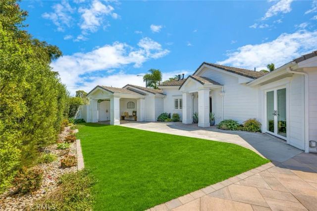 19581 Summer Breeze, Huntington Beach, CA 92648