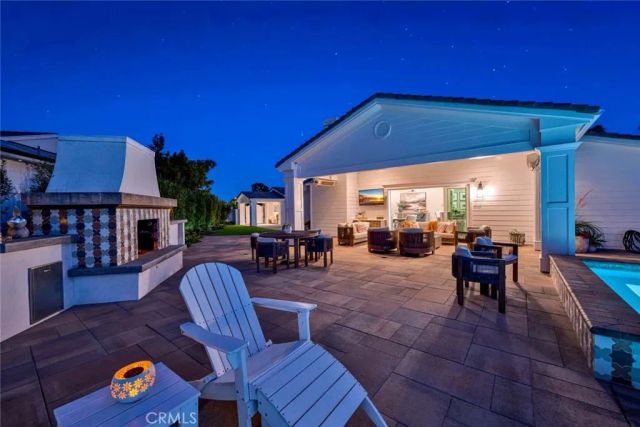 19581 Summer Breeze, Huntington Beach, CA 92648