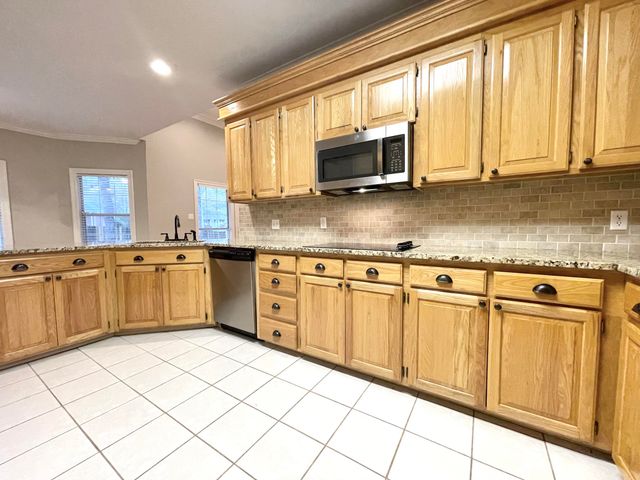 127 Bent Creek, Hattiesburg, MS 39402