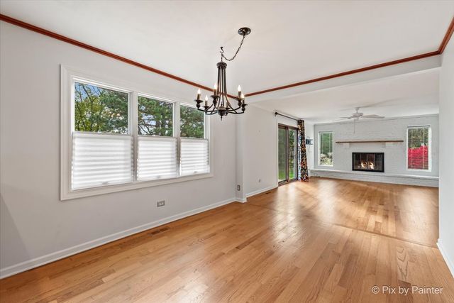 135 Rue Touraine, Deer Park, IL 60010