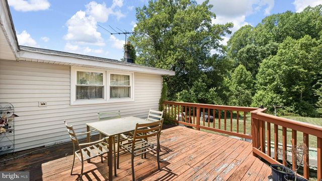 9860 RED HILL RD, Spotsylvania, VA 22553