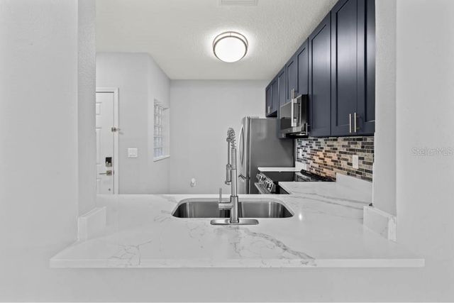 9516 NEWDALE WAY 202, Riverview, FL 33578