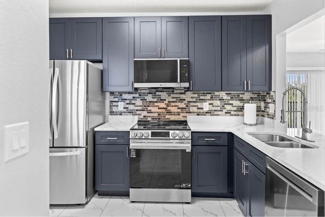 9516 NEWDALE WAY 202, Riverview, FL 33578