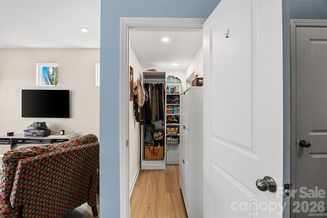 5927 Palmer Drive, Charlotte, NC 28212