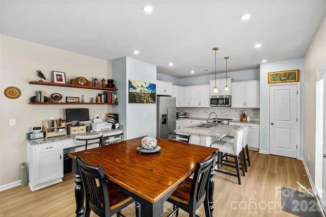 5927 Palmer Drive, Charlotte, NC 28212