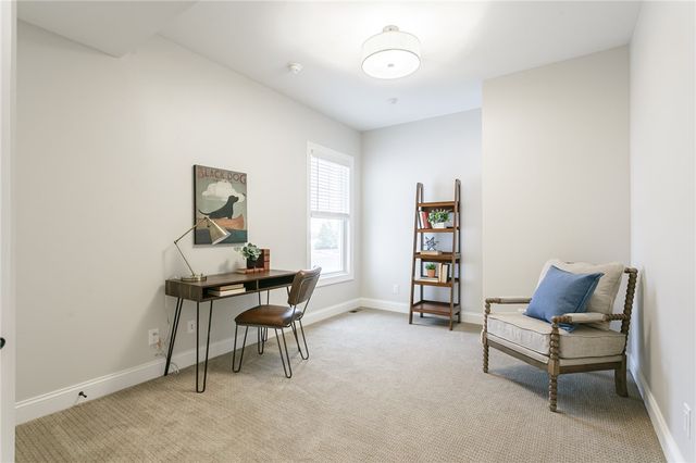 251 Bretlyn Cir, Brighton, NY 14618