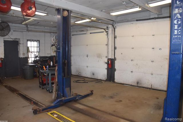 34091 Groesbeck Highway, Clinton Township, MI 48035