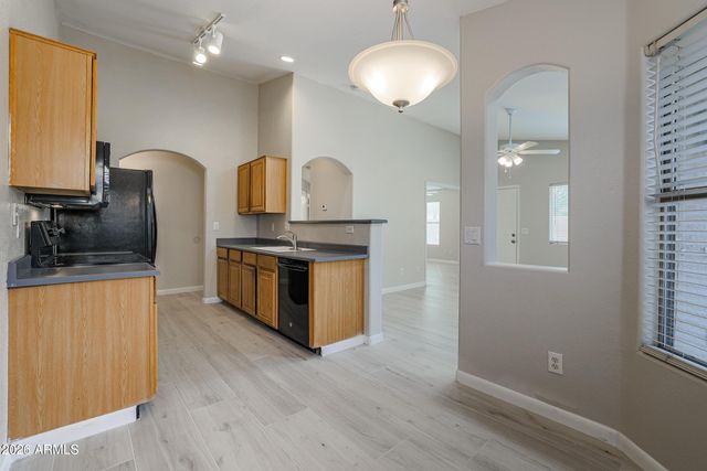 1693 E MILKY Way, Gilbert, AZ 85295