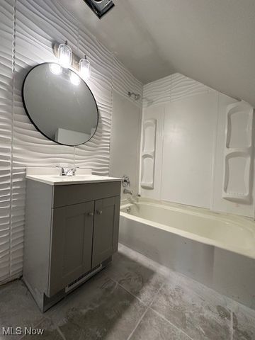 2613 Oakdale Avenue, Lorain, OH 44055