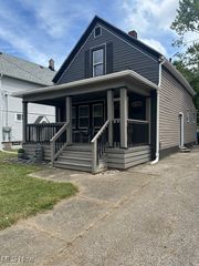 2613 Oakdale Avenue, Lorain, OH 44055
