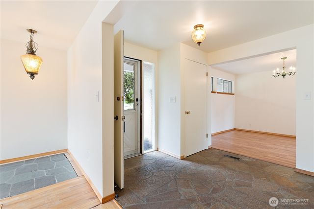 3536 NE 94th Street, Seattle, WA 98115