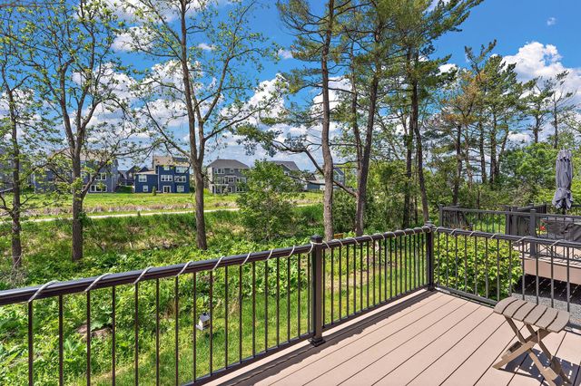 4262 Corn Silk Lane, Woodbury, MN 55129
