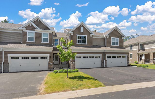 4262 Corn Silk Lane, Woodbury, MN 55129