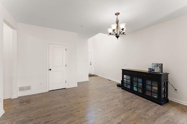 4262 Corn Silk Lane, Woodbury, MN 55129