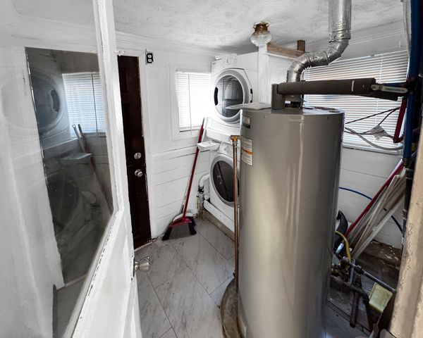 812 E Benton Street, Morris, IL 60450