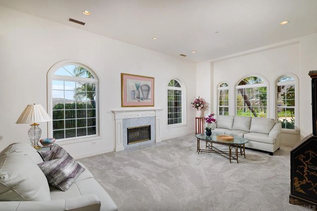 18151 Old Coach Rd, Poway, CA 92064