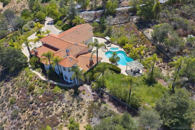 18151 Old Coach Rd, Poway, CA 92064