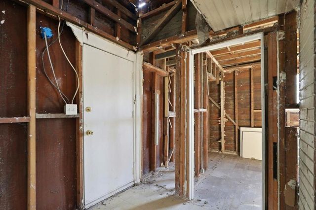 160 Pierce Avenue, San Jose, CA 95110