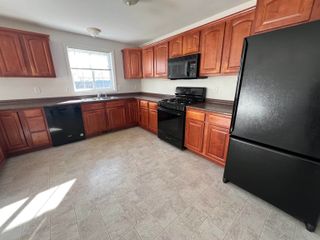 7 Charity Ct # B, Hudson, NH 03051