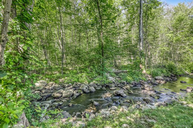 59 Woodlands Drive, Tuxedo Park, NY 10987