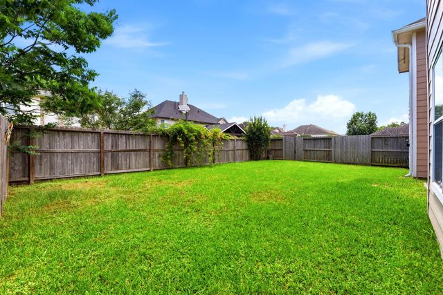 22102 Bridgestone Crossing Drive, Spring, TX 77388