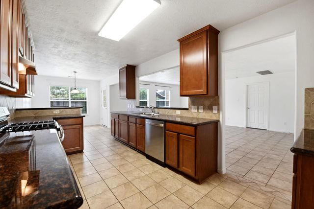 22102 Bridgestone Crossing Drive, Spring, TX 77388