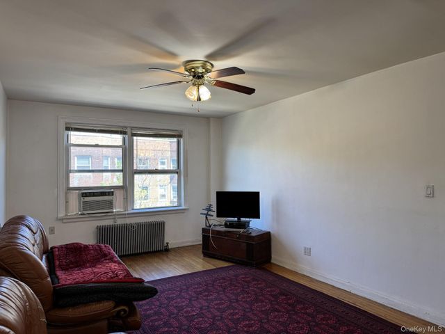 141-24 78th Road 3A, Kew Garden Hills, NY 11367