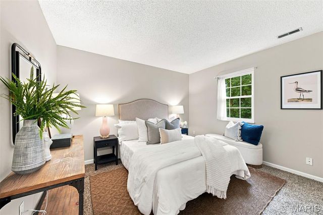 1437 Oriole Place, Brentwood, MO 63144
