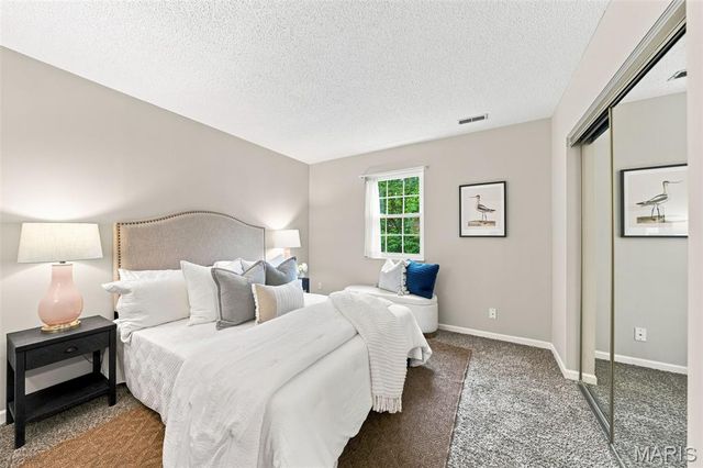 1437 Oriole Place, Brentwood, MO 63144