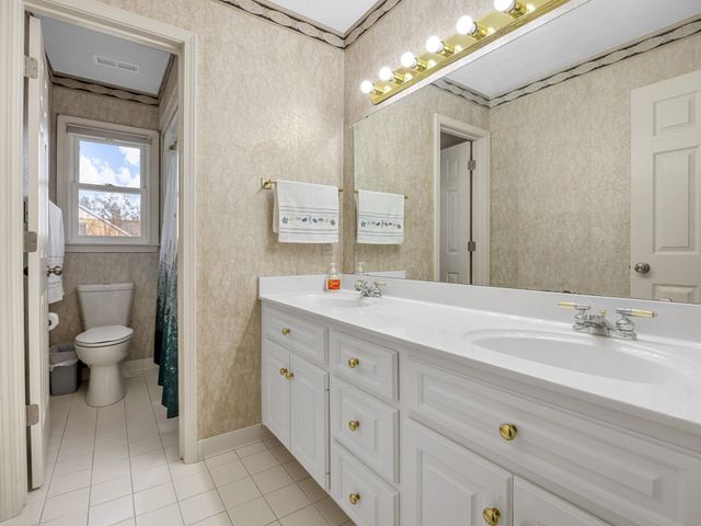 224 Saddlebrook Drive, Moore, SC 29369