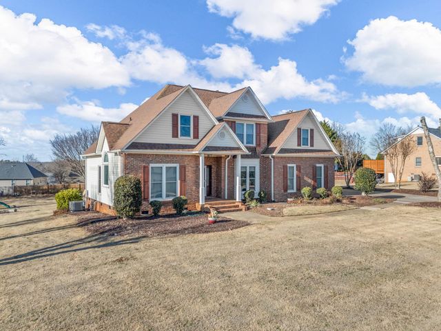 224 Saddlebrook Drive, Moore, SC 29369