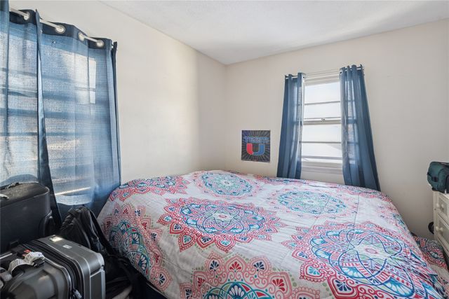 4414 63rd Street, Urbandale, IA 50322