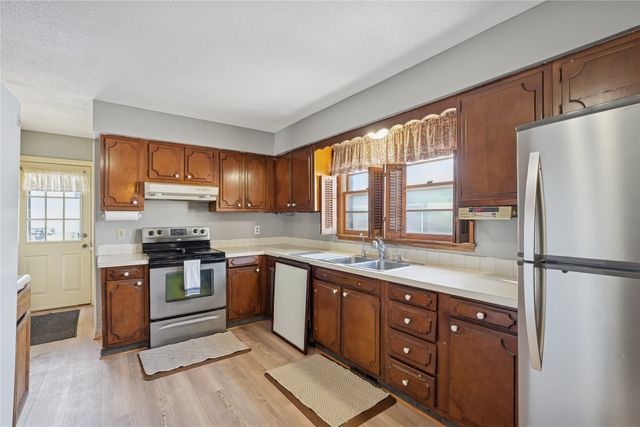 4414 63rd Street, Urbandale, IA 50322