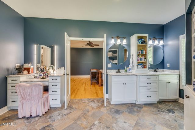 1570 Carl Doty Road, Afton, TN 37616